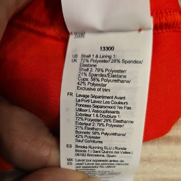 Brooks Running Sports Bra Crop Top High Neck Bold Red 38E(DD) - Picture 16 of 16